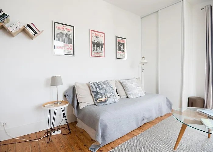 27 M2 Apartment, Sea View, Heart Of The City! *