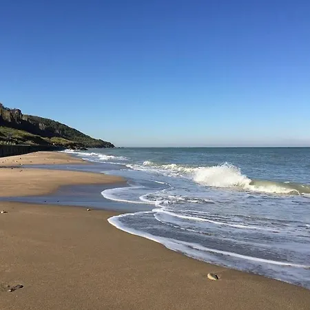 27 M2 Apartment, Sea View, Heart Of The City! Appartement *