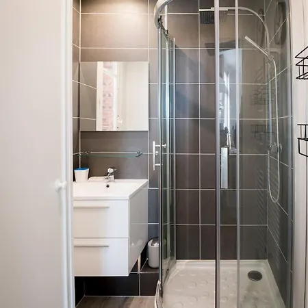 27 M2 Apartment, Sea View, Heart Of The City! Appartement