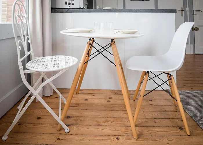 Apartmán 27 M2 Apartment, Sea View, Heart Of The City!